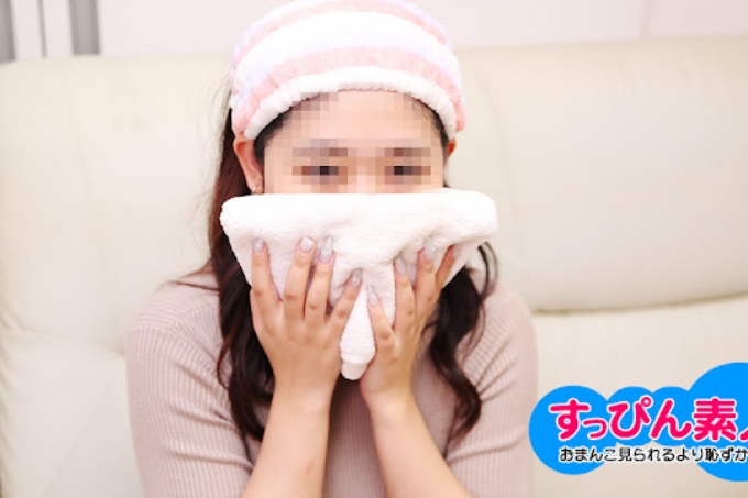 素人不化妆~即使给你们看我剃光光洁的小穴,我也不想化妆! ~