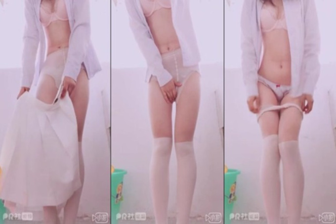 丝袜的诱惑~媚眼小姐姐骚首弄姿~