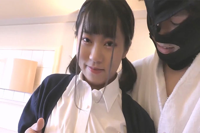 [FC2] 长得像Paruru的Rin-chan 18岁！把它放在里面并乞求做爱第 1 部分