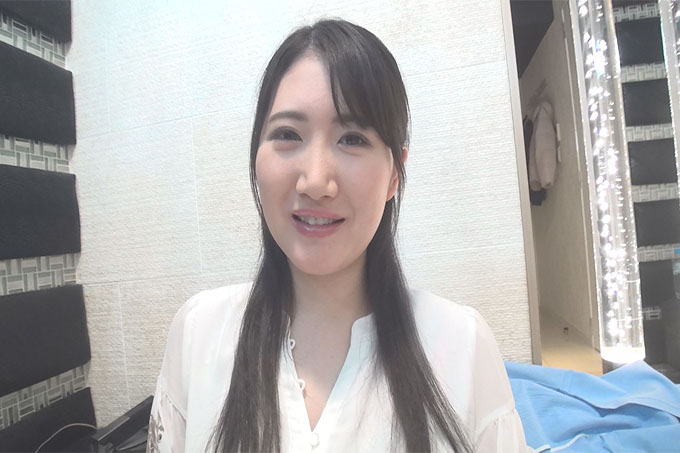 [FC2]【美乳百货公司女已婚女人阴道射精】「平时我在化妆品部，我喜欢我的丈夫，但我很无聊。」附