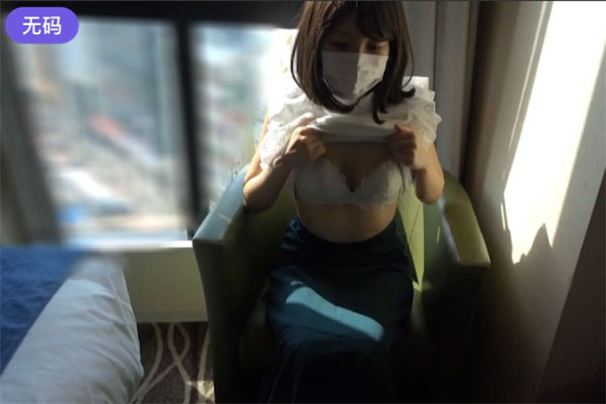 [FC2] [奇闻趣事] 对害怕被路人看到而颤抖的已婚妇女悠闲地连续阴道射精