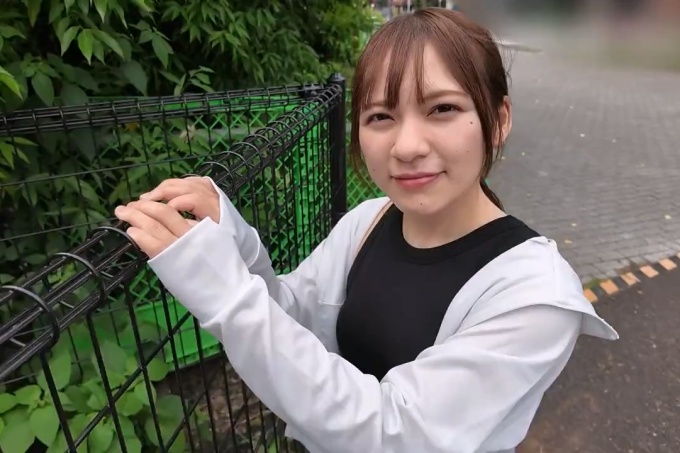 [FC2] 一名少年俱乐部成员身体不适，被迫接受一位好心前辈送来的温暖礼物。