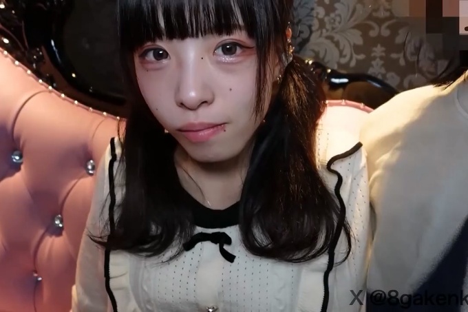 [FC2](2)用可爱的动作让美胸女友感受到性快感，将精子注入她湿润的阴户♡