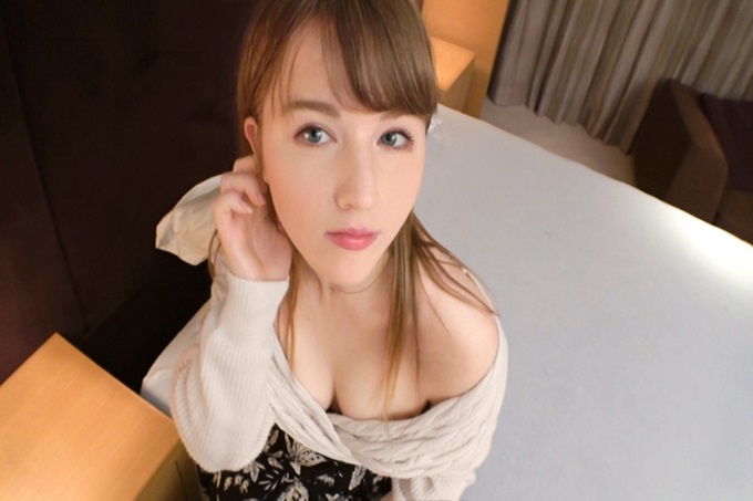 应募素人，首次AV摄影 136 【初拍】【桃色乳头】灰瞳的白人美女。对在祖国的男朋友秘密开始的色情打工。