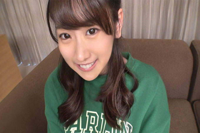 [Mimi <Kuri<<<<<Naka] 一位大学生说，“Kuri 和 Naka...耳朵是性感区。”确认哪一个感觉最深后，插入后就忍不住呻吟的仲成为压倒性的胜利者。
